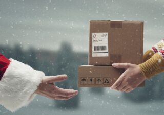 新调查显示零售商最常见的假日送货截止日期和促销活动